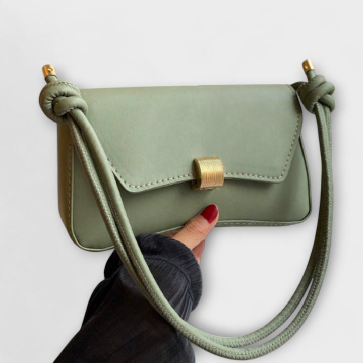 Ivy - Vintage Clutch Bag