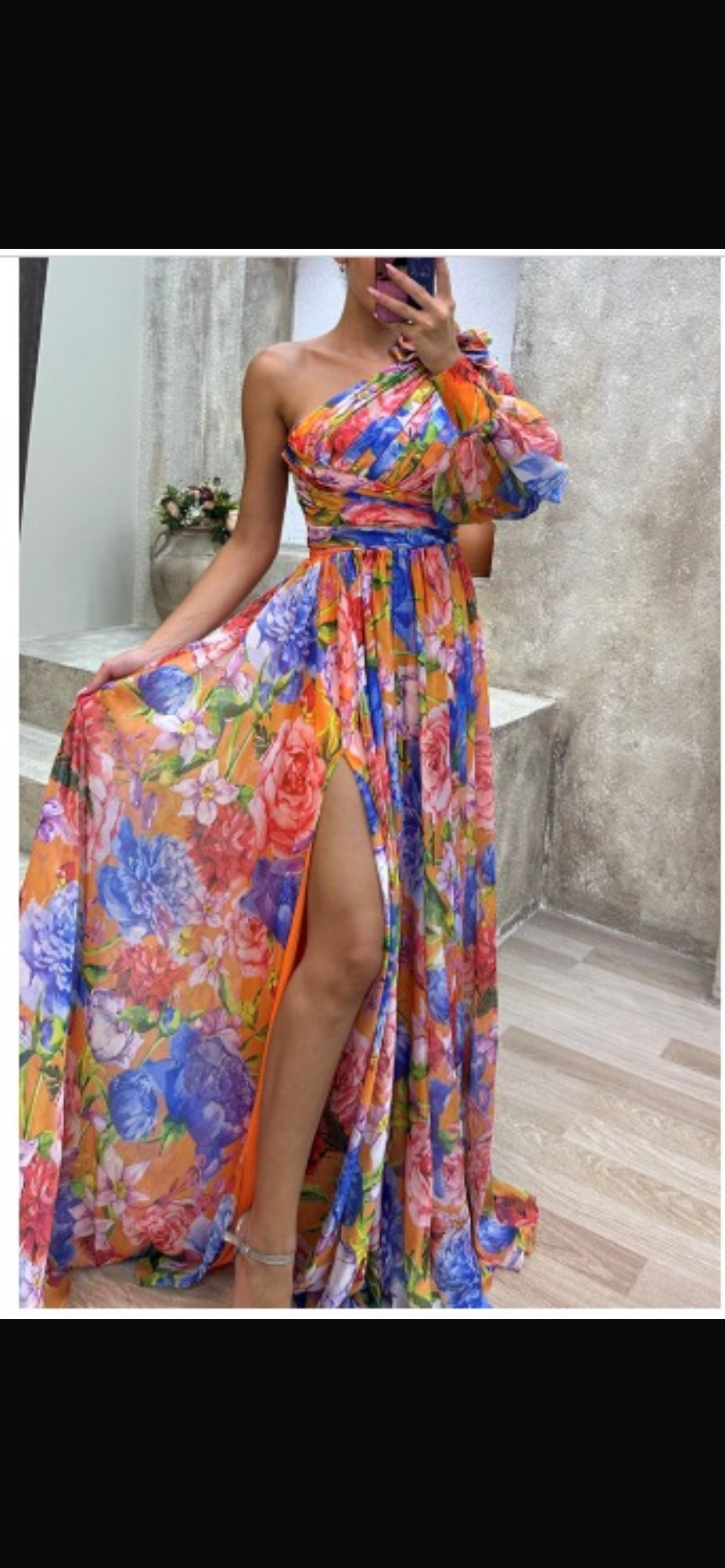 Mckenna | Stunning Flowing Gown