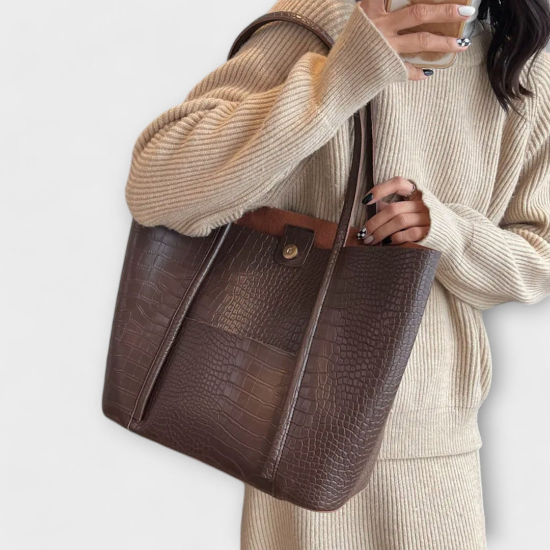 Flair. - Vintage Crossbody Bag