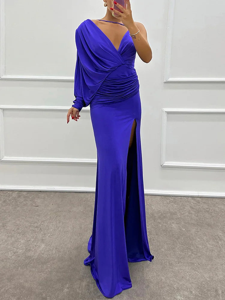 Iliana | One-Shoulder Gown